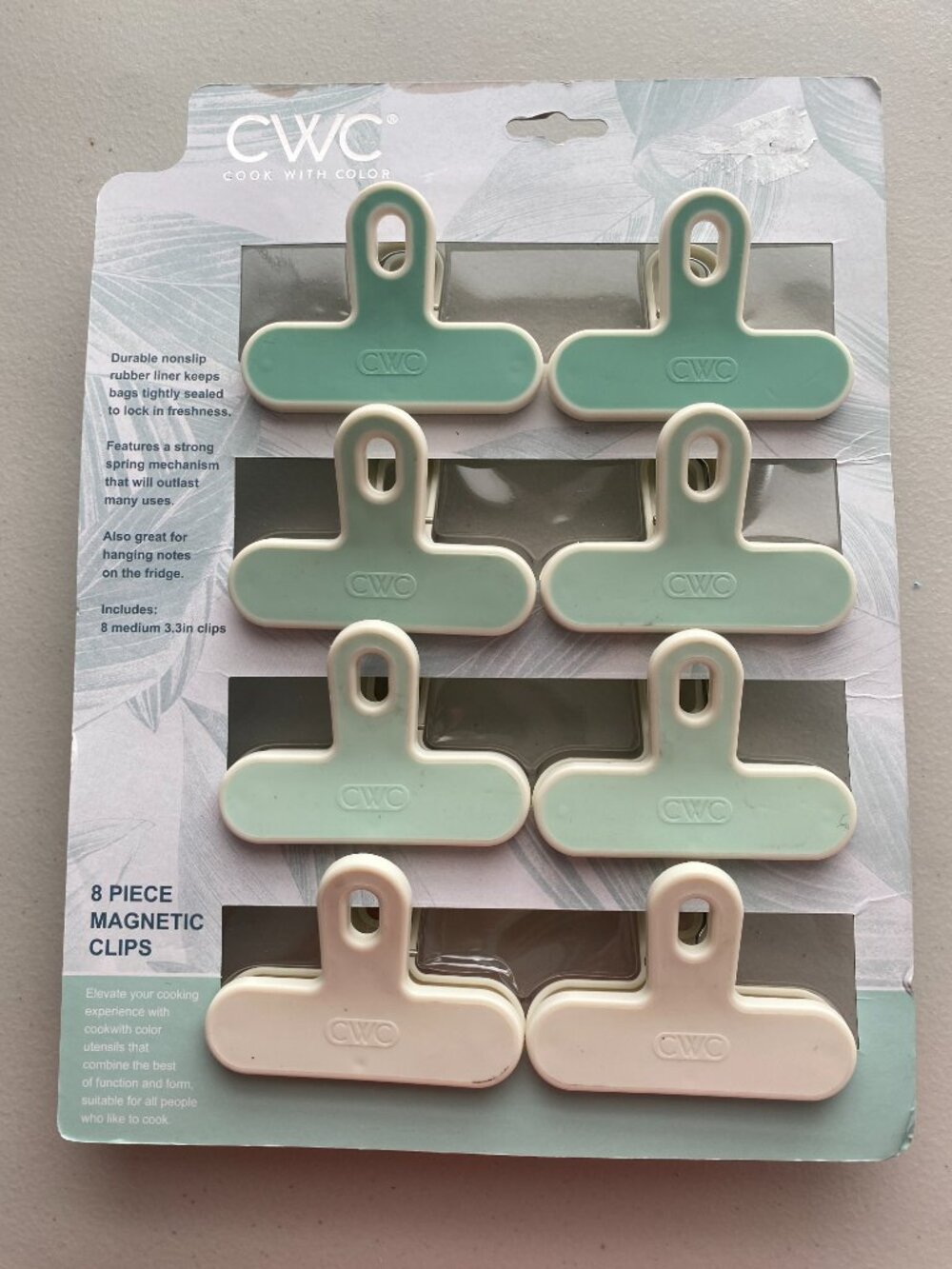 Cook with Color 8-Piece green Magnetic Clip Set Durable, Secure & MultiPurpose